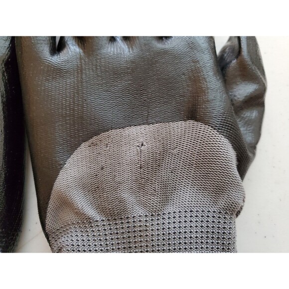 Firm Grip Winter Nitrile Grip Gloves With Insulated Shell (3 Pairs) - LARGE - Picture 3 of 5